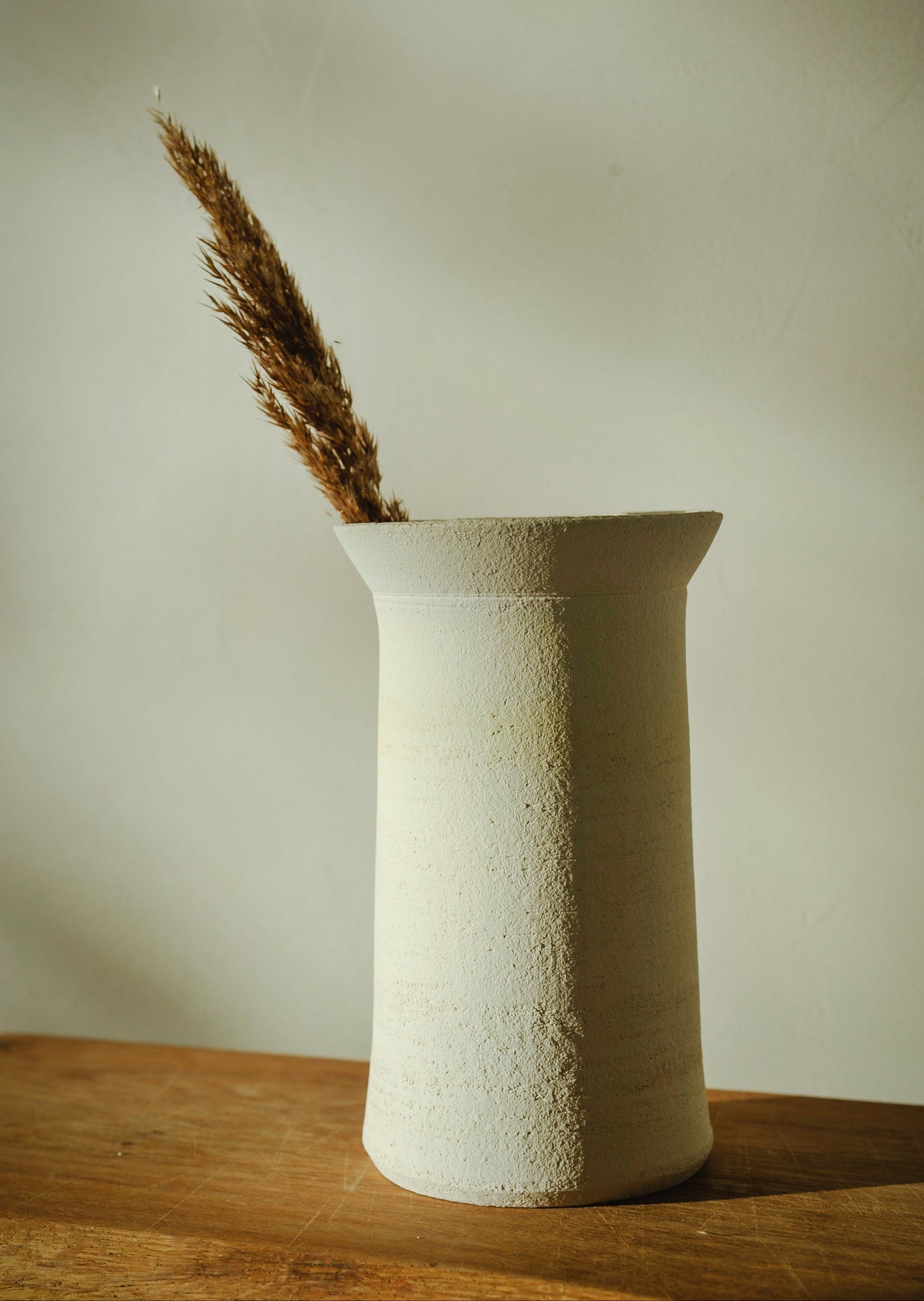 Lage vaas - Grof wit